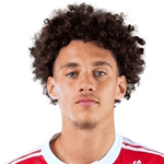 Foto de Maghnes Akliouche
